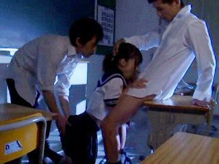 Fucking Yura's Secret Exposed: Creampie in the Classroom in Tokyo