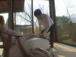 Steamy Hot Spring XXX: Asian Blowjob with Nippon Nugs